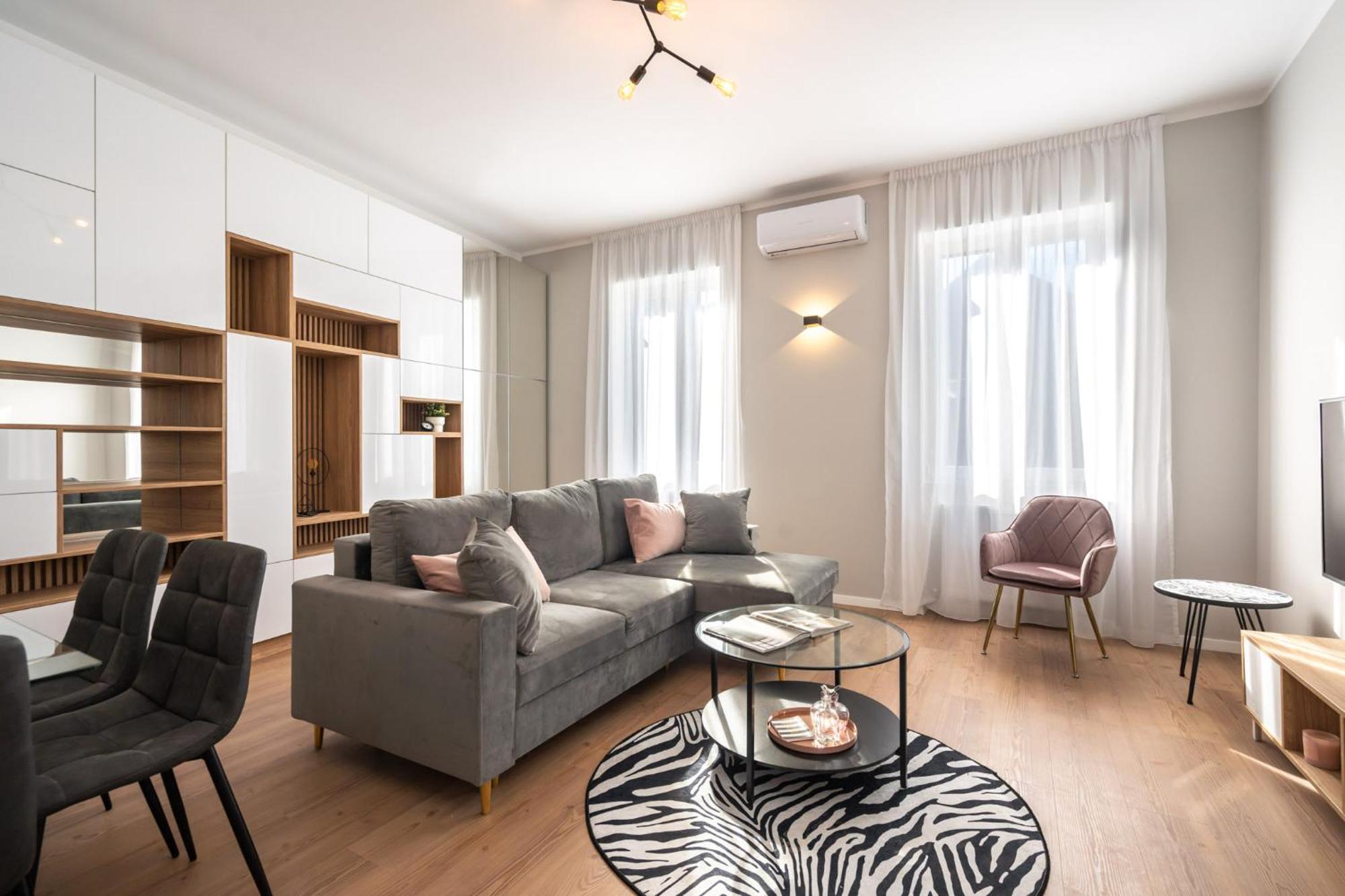 The Loft Luxury Apartments-Near The Park In The City Center Bukarest Exterior foto